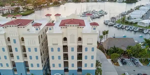 507 N TAMIAMI TRAIL