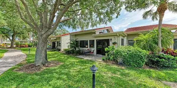 500 PARK BOULEVARD S