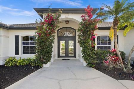 5207 SW 20TH PLACE