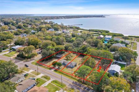 Home Site 1 SAINT PETERSBURG DRIVE W