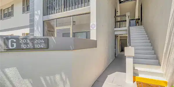 Image 4 Image 4