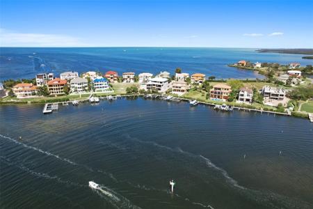 HARBORPOINTE DRIVE