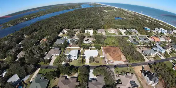 19 BEACHSIDE DRIVE