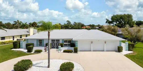 974 N DORAL LANE