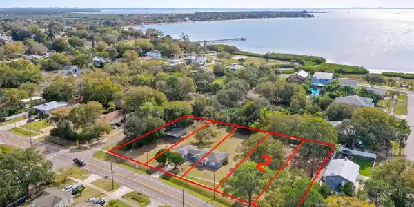 Home Site 2 SAINT PETERSBURG DRIVE W