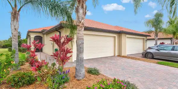 23960 SKYFLOWER COURT