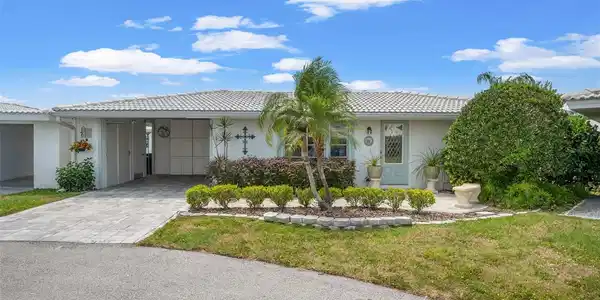 517 CIRCLEWOOD DRIVE