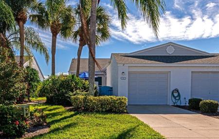 917 WATERSIDE LANE