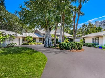 7435 SANDERLING ROAD