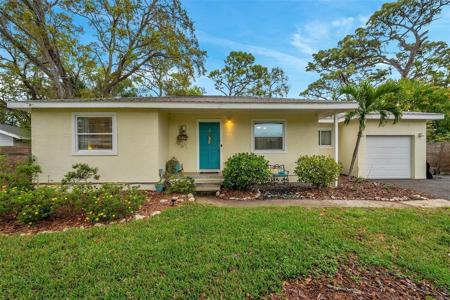 7 BELLE MEADE CIRCLE