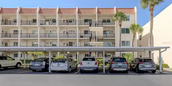220 SANTA MARIA STREET