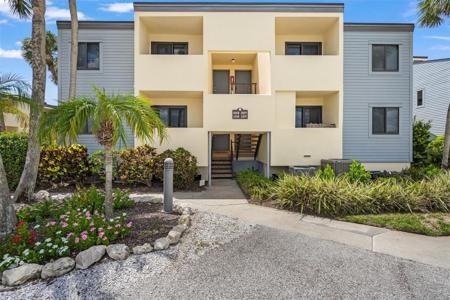 700 GOLDEN BEACH BOULEVARD