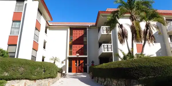 2612 PEARCE DRIVE