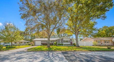 2914 SUNSET BOULEVARD
