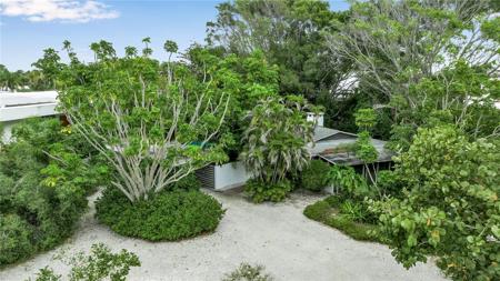 1130 CENTER PLACE