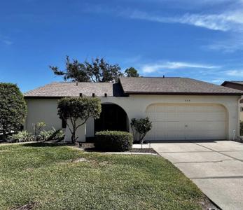 642 FOXWOOD BOULEVARD