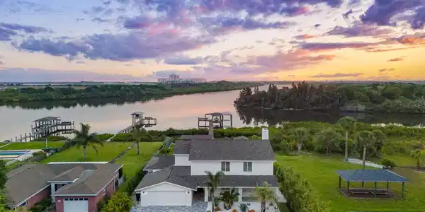 55 CUNNINGHAM DRIVE