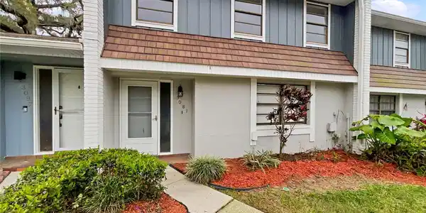 3081 ABBEY COURT