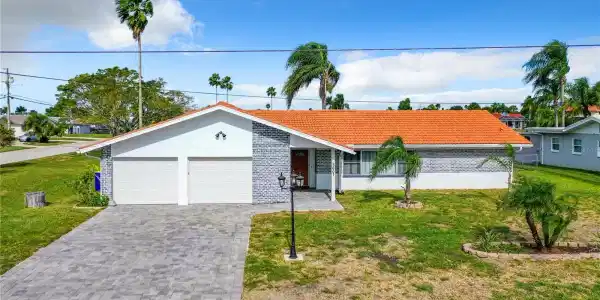 3601 FLORAMAR TERRACE