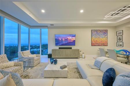 540 N TAMIAMI TRAIL