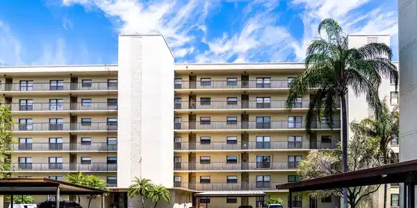 900 COVE CAY DRIVE