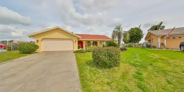 6302 LAKE SUNRISE DRIVE