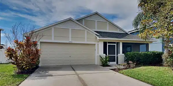1743 BONITA BLUFF COURT