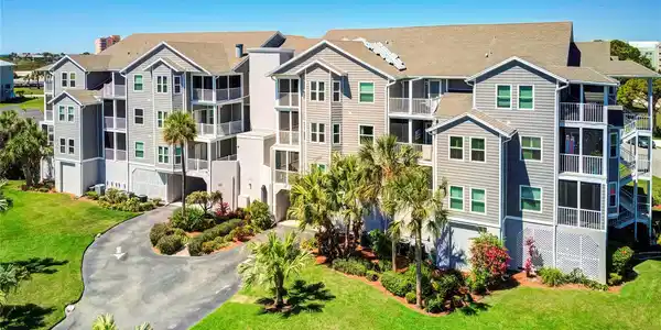 5727 BISCAYNE COURT