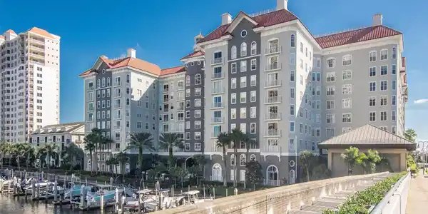 700 S HARBOUR ISLAND BOULEVARD