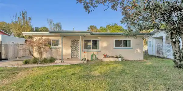 715 ALCAZAR AVENUE