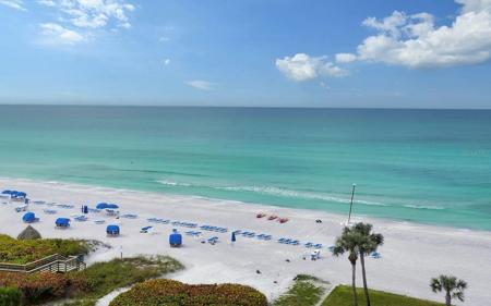 2525 GULF OF MEXICO DRIVE