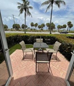 711 BEACH ROAD