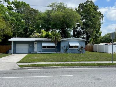 907 & 903 43RD STREET W