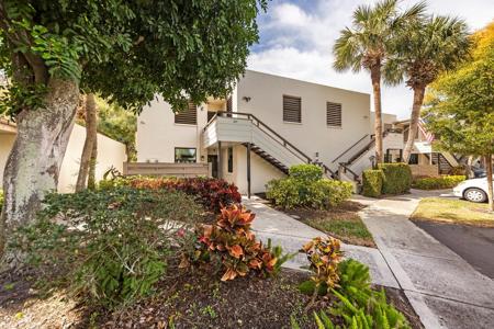 813 OAK DRIVE