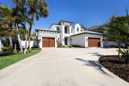 1607 BAY ROAD
