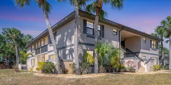 19505 QUESADA AVENUE