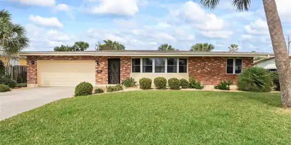 179 COUNTRY CLUB DRIVE