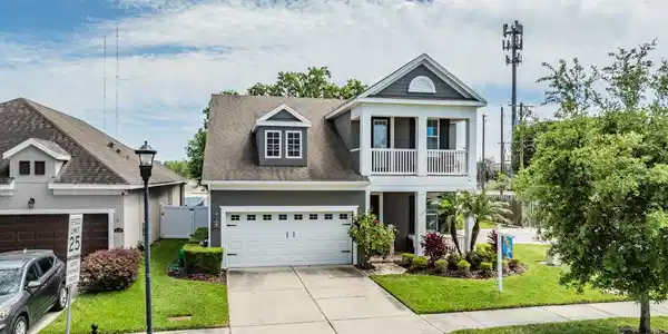 8107 CHAMPIONS FOREST WAY