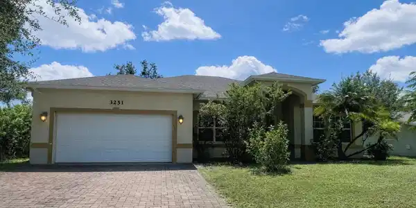 3251 W PRICE BOULEVARD