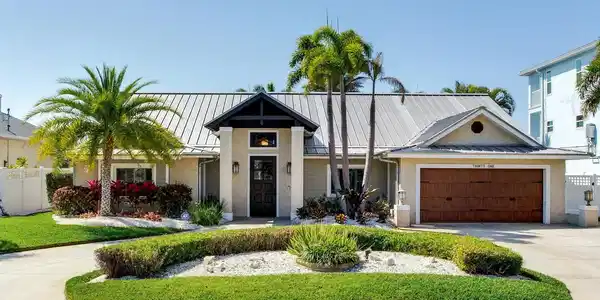 31 N PINE CIRCLE