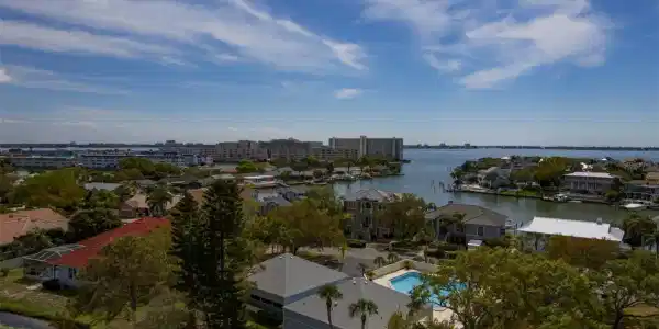 5940 PELICAN BAY PLAZA S