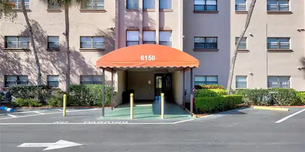 6150 GULFPORT BOULEVARD S
