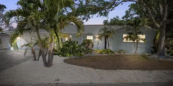 10001 S YACHT CLUB DRIVE