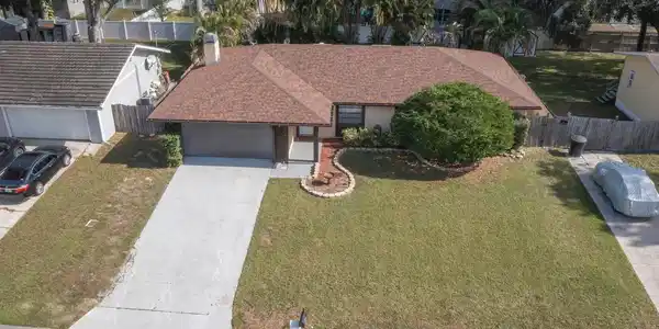 1819 DIANE DRIVE
