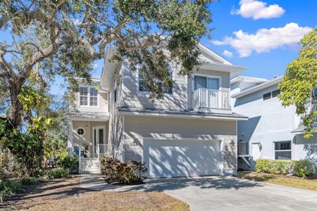 5322 AVENIDA DEL MARE