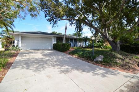 4929 PEACEABLE WAY