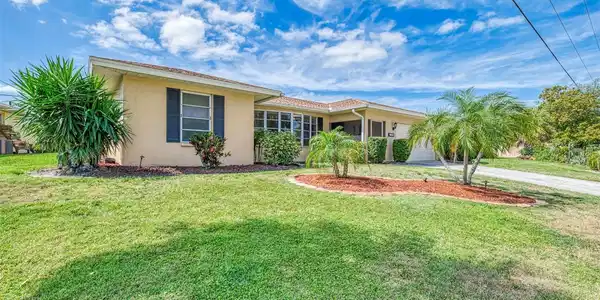 1290 LAKESIDE DRIVE