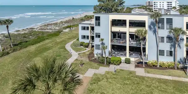 700 GOLDEN BEACH BOULEVARD
