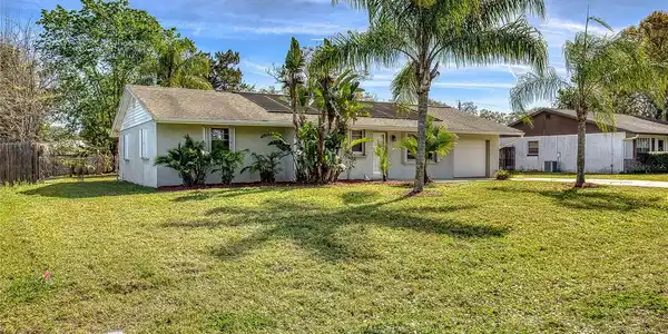2219 SABAL PALM DRIVE