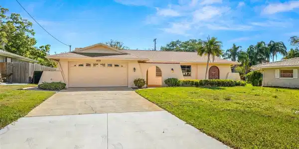 1875 DOLPHIN DRIVE
